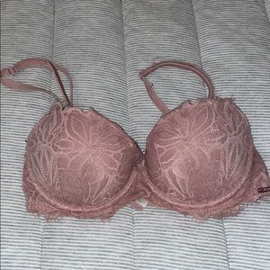 PINK Lace Date Push-Up bra